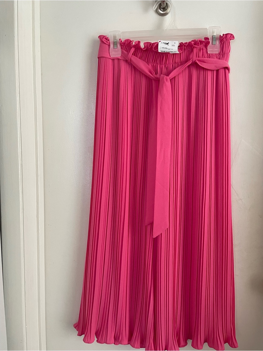 Alice Blue Hot Pink Pleated Wide-Leg Pants with Tie Waist